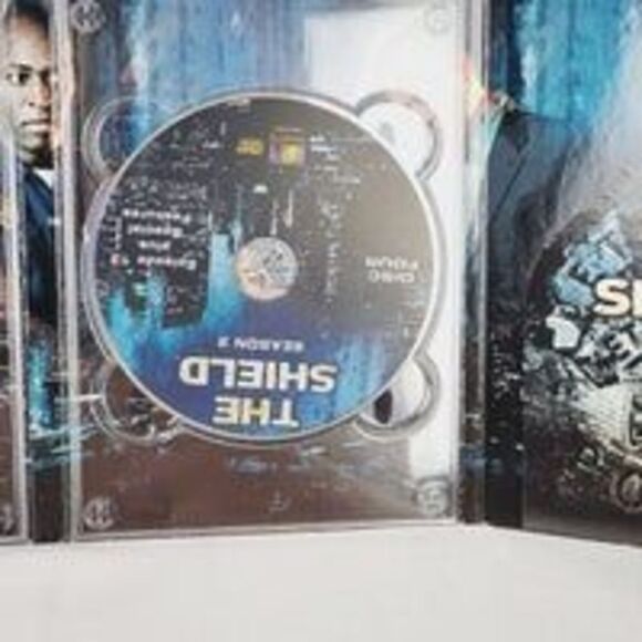 The Sheild Season 1 (TV Series) [DVD] - Picture 4 of 4